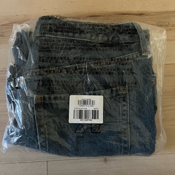 Old Navy Highrise Button-fly Straight jeans with patchwork - Picture 6 of 6